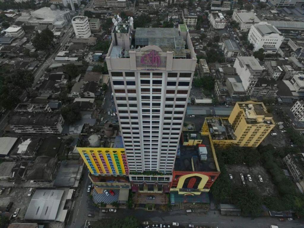 Kuala Lumpur International Hotel Екстериор снимка