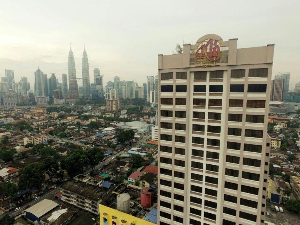 Kuala Lumpur International Hotel Екстериор снимка