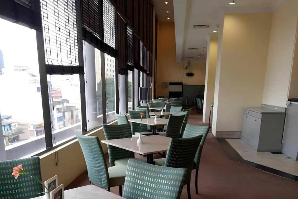 Kuala Lumpur International Hotel Екстериор снимка