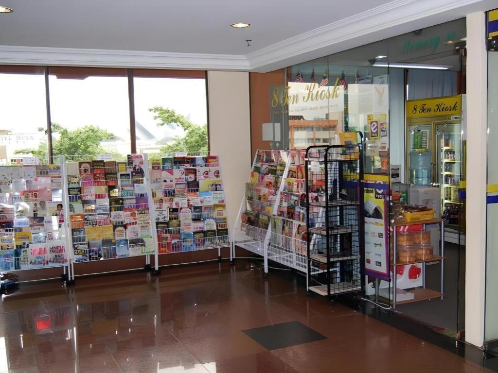 Kuala Lumpur International Hotel Екстериор снимка